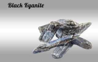 Black Kyanite - Aligns / Grounding / Manifestation / Meditation